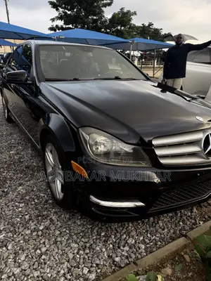 Mercedes-Benz C300 Sport 4Matic Sedan AWD (3.5L 6cyl 7A) 2013 Black