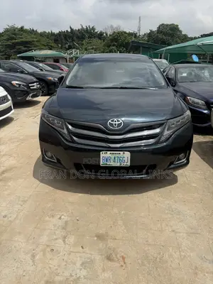 Toyota Venza XLE 4dr Wagon AWD (3.5L 6cyl 6A) 2014 Black