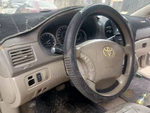 Toyota Sienna 2006 Gold