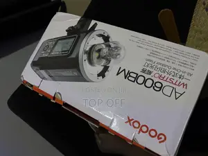 AD600BM Light