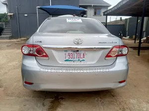 Toyota Corolla 2013 Silver