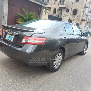 Toyota Camry 2008 Gray