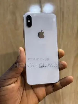 Apple iPhone X 64 GB White