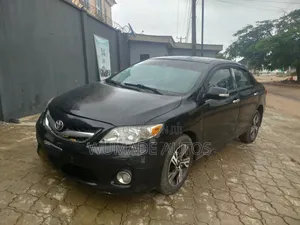 Toyota Corolla LE 4dr Sedan (1.8L 4cyl 4A) 2010 Black