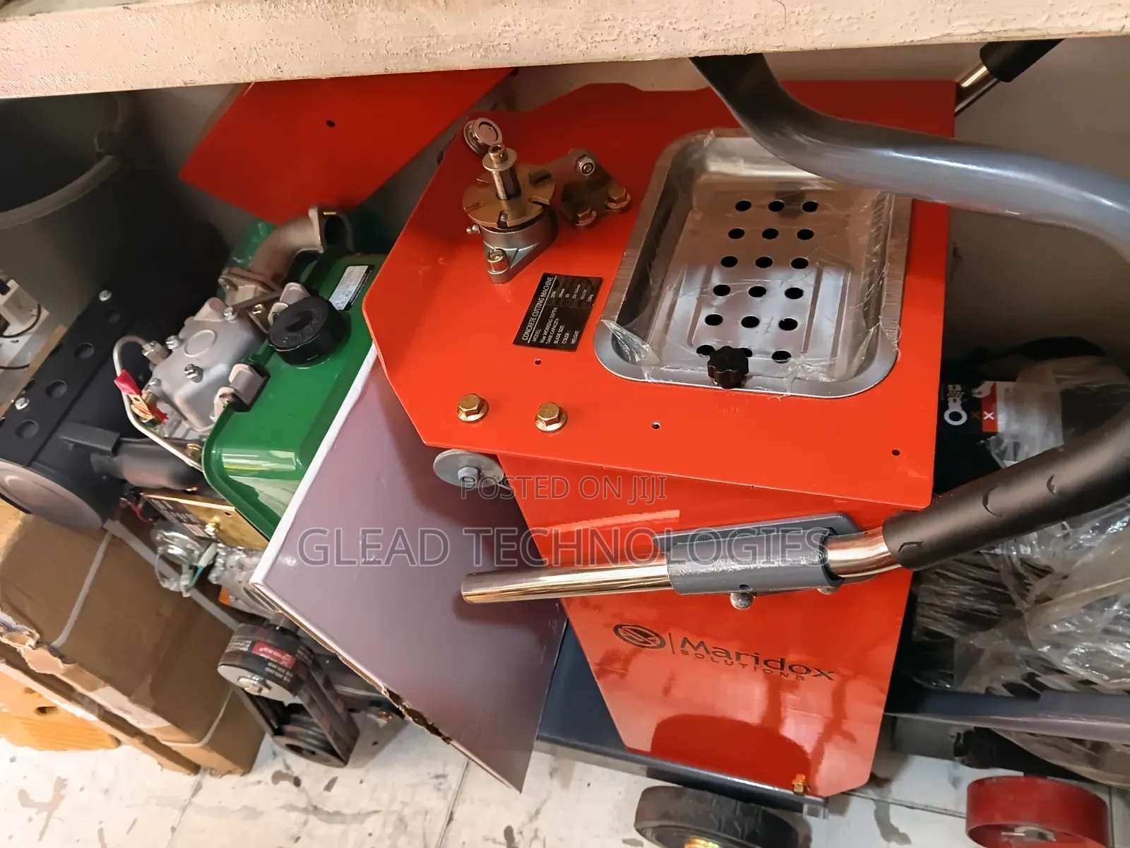 Asphalt Cutting Machine