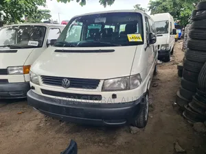 Volkswagen Transporter 2005 White