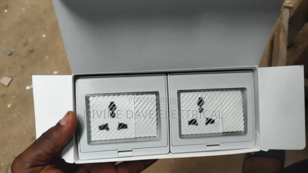 13a Double Waterproof Socket