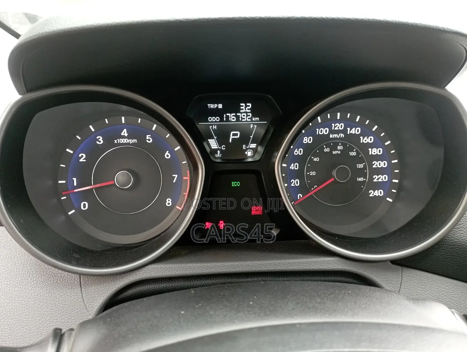 Hyundai Elantra 2012 Gray