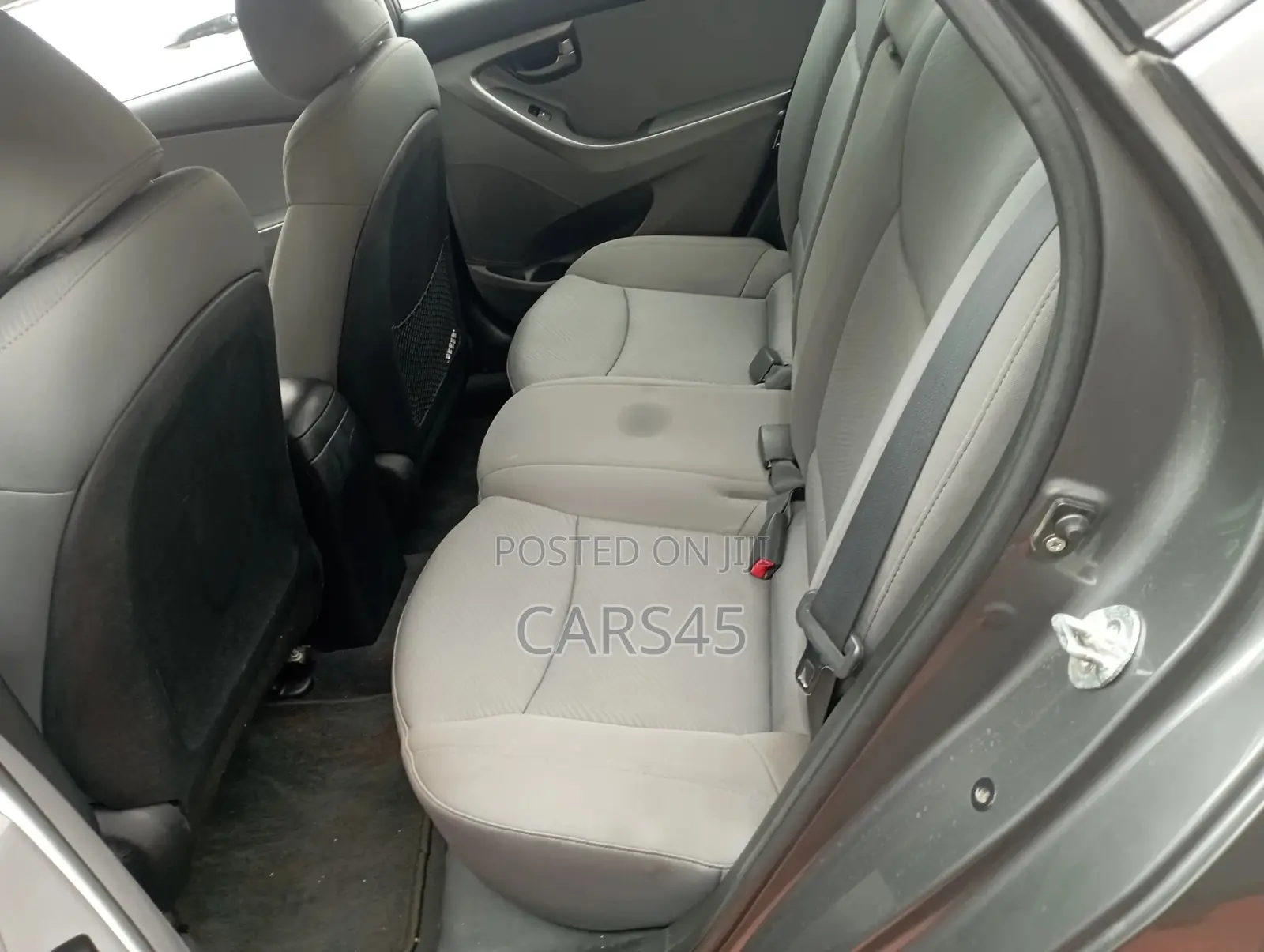 Hyundai Elantra 2012 Gray
