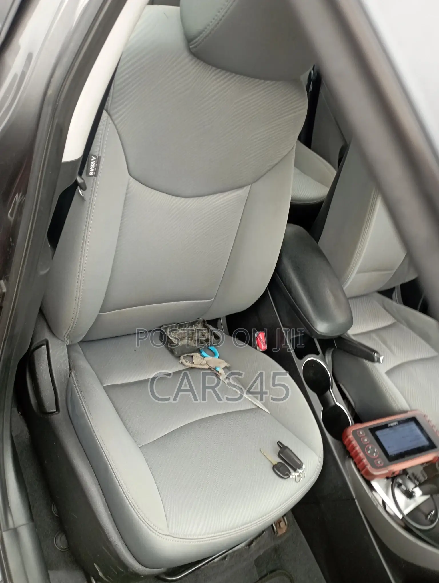 Hyundai Elantra 2012 Gray