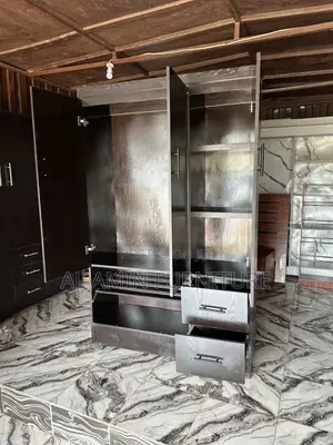3door Wardrobe With Show Rack Good Finishing You Will Love It 