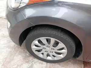 Hyundai Elantra 2012 Gray