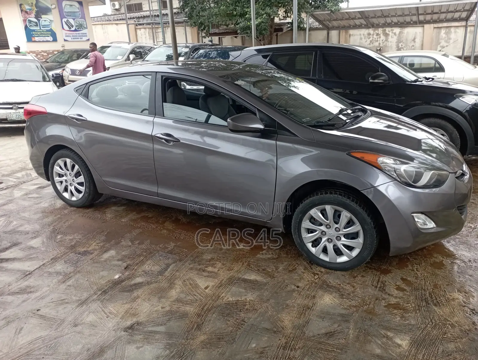 Hyundai Elantra 2012 Gray