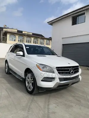 Mercedes-Benz M Class ML350 4MATIC 4dr SUV AWD (3.5L 6cyl 7A) 2015 White