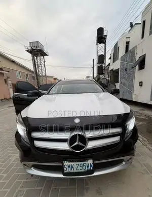 Mercedes-Benz GLA 250 2015 Black
