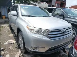 Toyota Highlander 2013 Silver