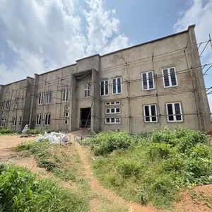 3bdrm Block of Flats in Karsana for sale