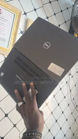 Laptop Dell Latitude 5300 8GB Intel Core i5 SSD 256GB