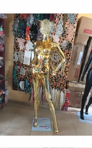 Gold Woman Size 10
