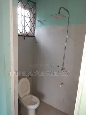 2bdrm Apartment in Agbor Road Bypass, Benin City for rent