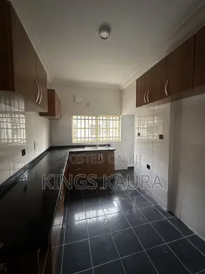 3bdrm Block of Flats in Jabi for rent