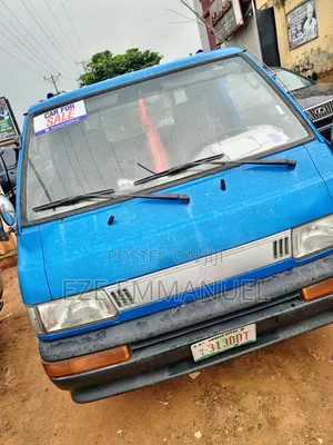 Mitsubishi Delica 2012 Blue