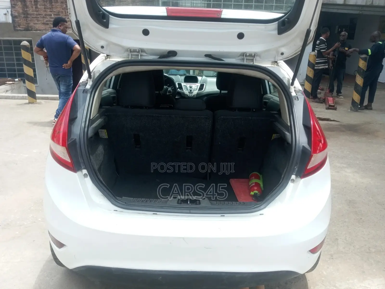 Ford Fiesta 2011 White