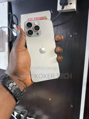 Apple iPhone 15 Pro Max 256 GB White