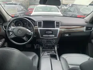 Mercedes-Benz M Class 2015 Black