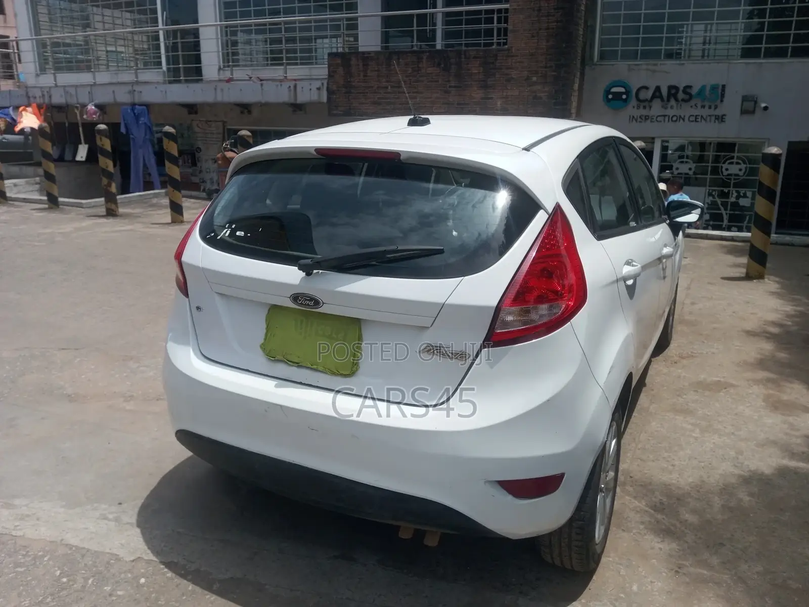 Ford Fiesta 2011 White