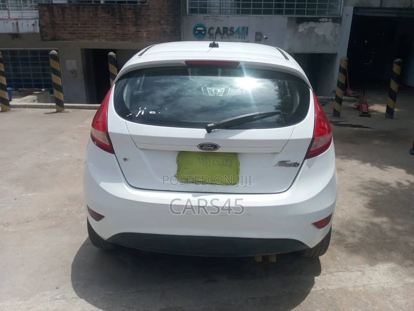 Ford Fiesta 2011 White