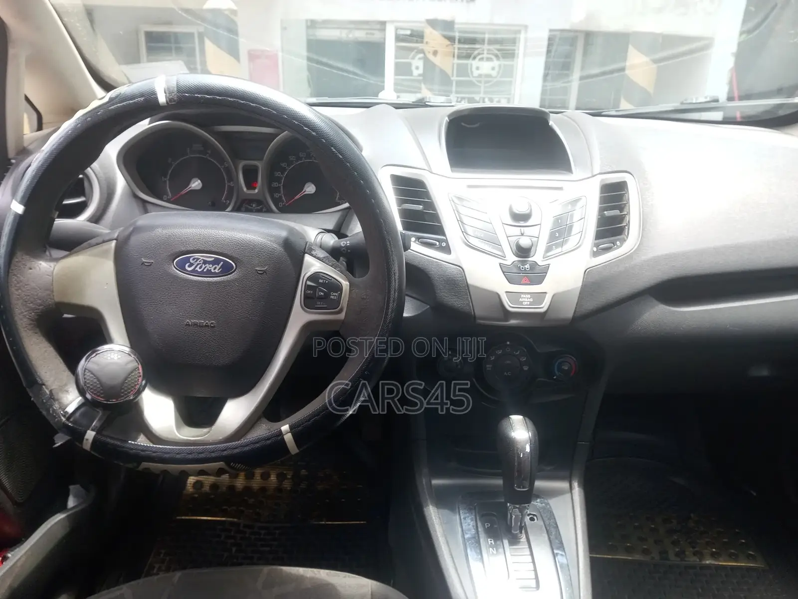 Ford Fiesta 2011 White