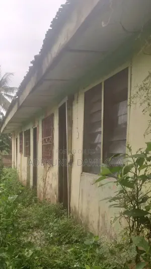 2bdrm Block of Flats in Ife for sale