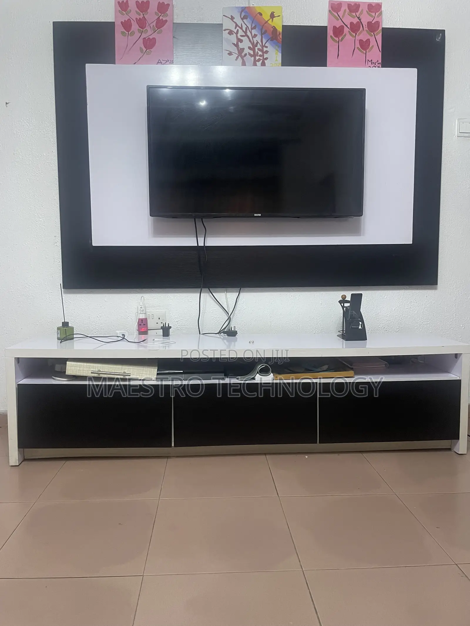 6ft by 4ft TV Console