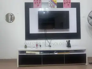 6ft by 4ft TV Console