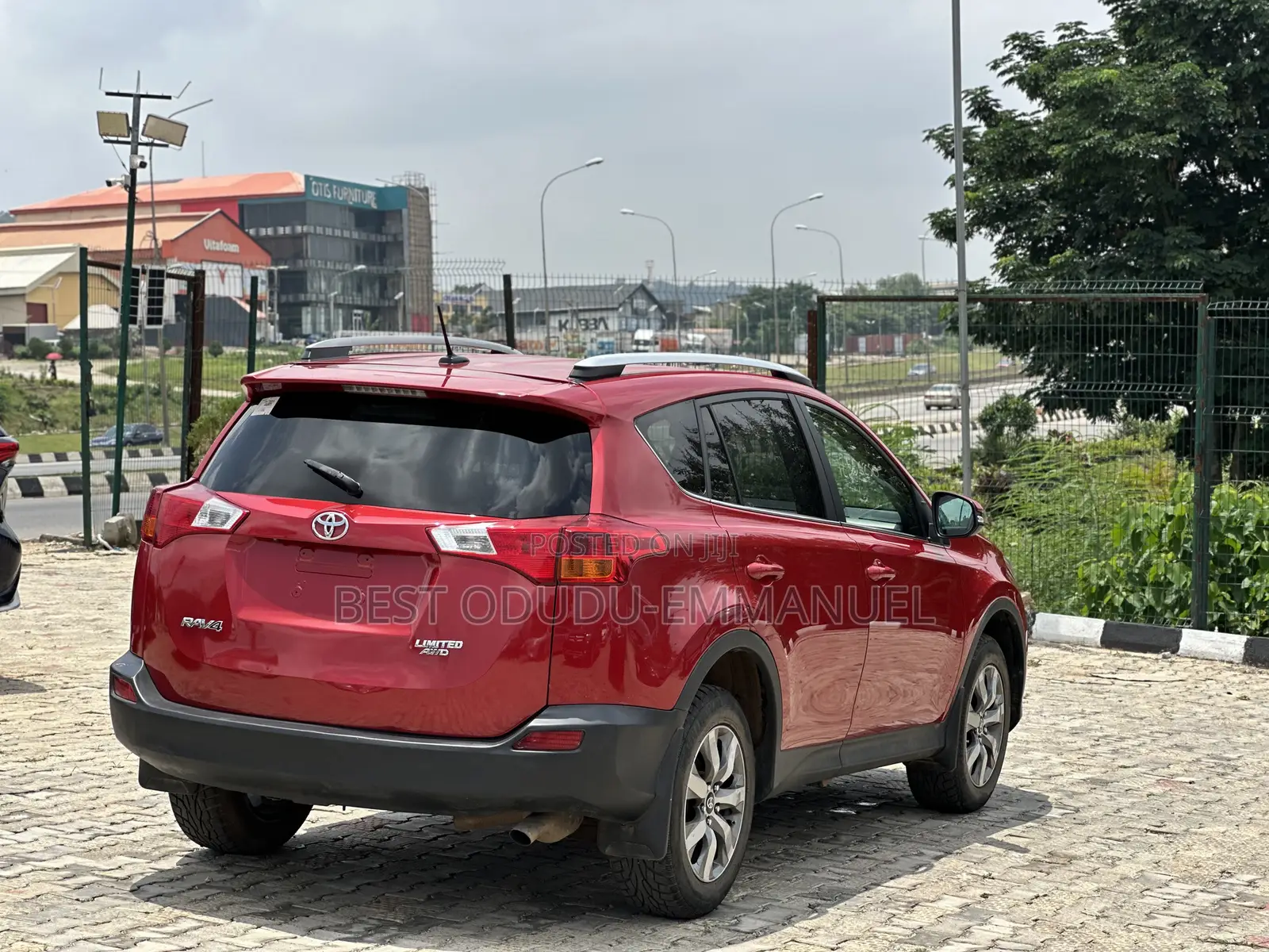 Toyota RAV4 2013 Red