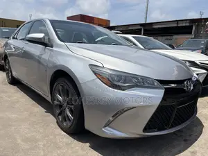 Toyota Camry XSE 4dr Sedan (3.5L 6cyl 6A) 2017 Silver