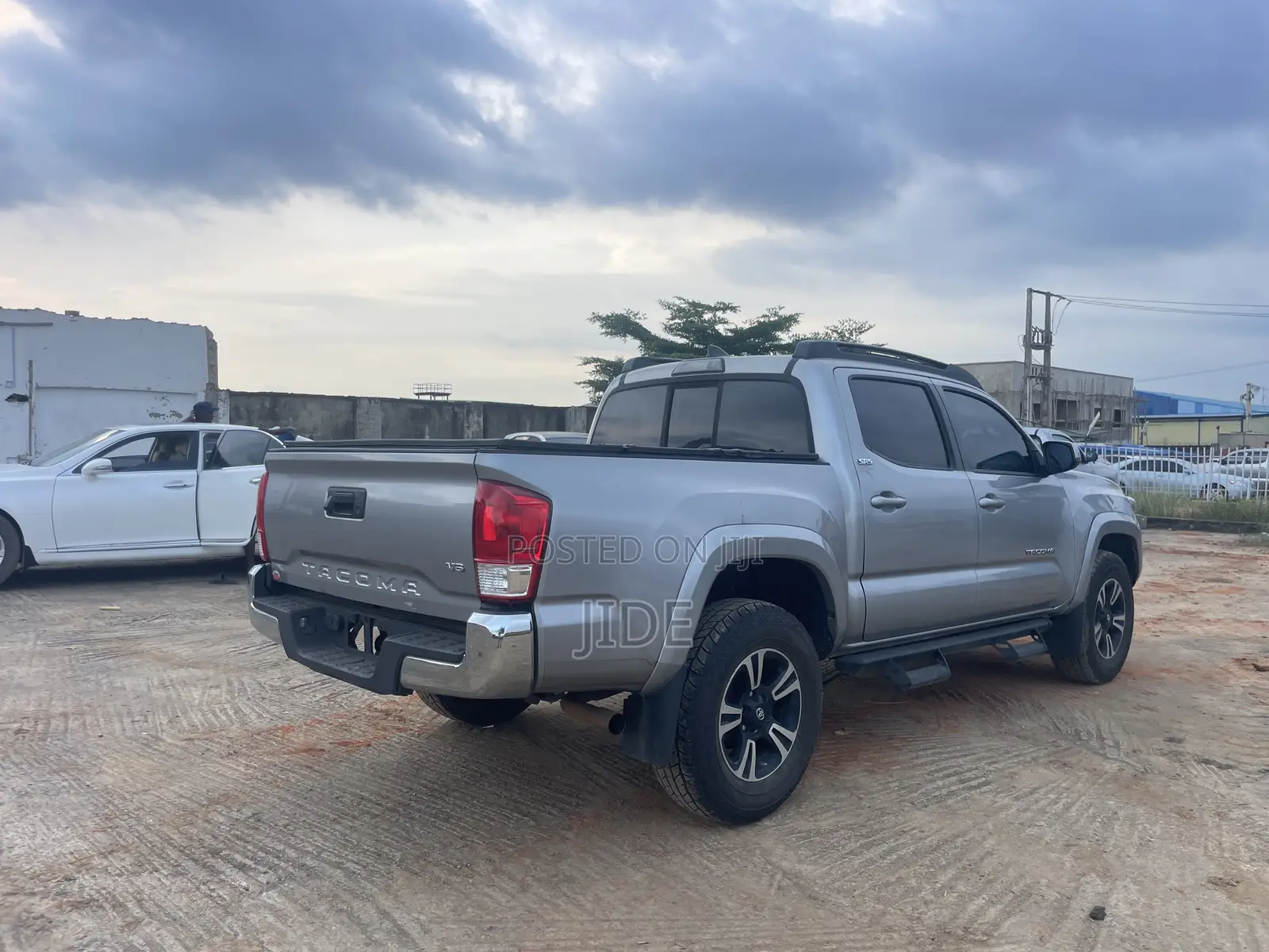 Toyota Tacoma 4dr Double Cab 2016 Silver