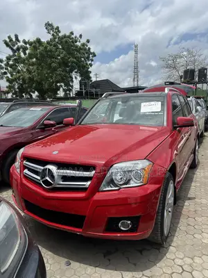 Mercedes-Benz GLK-Class 350 4MATIC 2010 Red