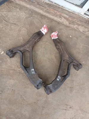 Front Lower Arm Set FOR TOUAREG AND PORSCHE CAYENNE 2003-2010