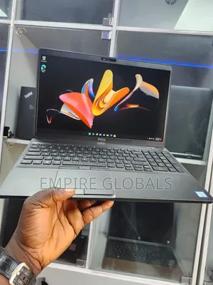 Laptop Dell Latitude 5500 16GB Intel Core i7 SSD 256GB