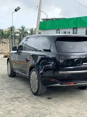 Land Rover Range Rover Vogue 2024 Black