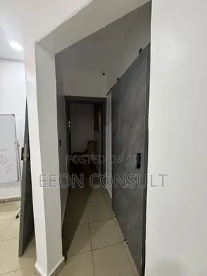 Executive Office Space With Conference Room