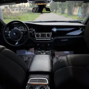 Rolls-Royce Ghost 2019 White