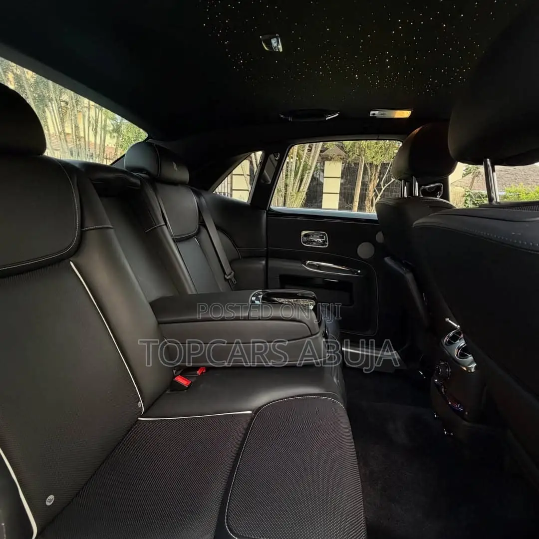 Rolls-Royce Ghost 2019 White