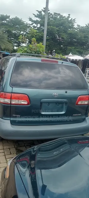 Toyota Sienna 2003 Green