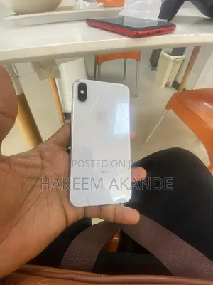 Apple iPhone X 64 GB Black