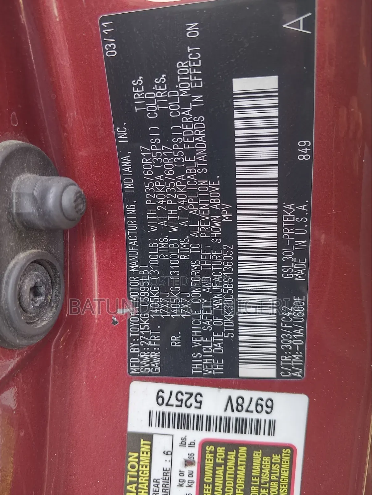 Toyota Sienna 2011 Red