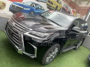 Lexus LX 2016 Black