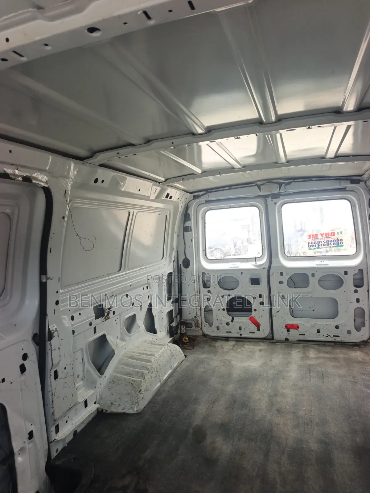 Ford E250 2010 White
